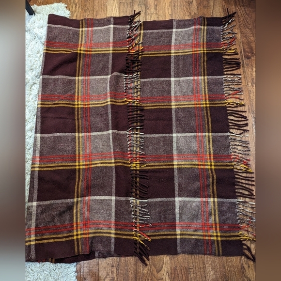 Vintage tartan 100% wool blanket, made in Scotland,  52"×60" - Picture 3 of 4